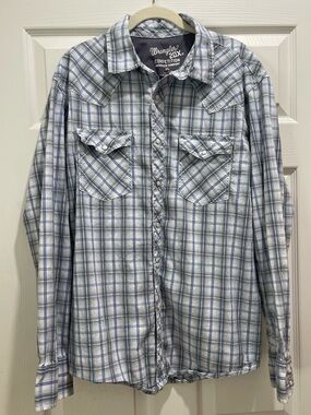 Wrangler Grey Light Blue and White Plaid Western Button-Down Shirt